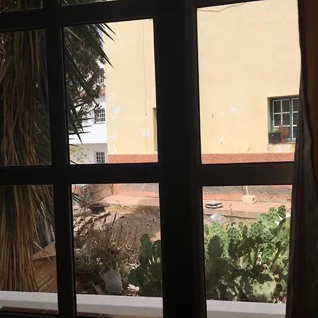 Habitacion Comoda Con Bano Privado Quarto em Acomodações Particulares *